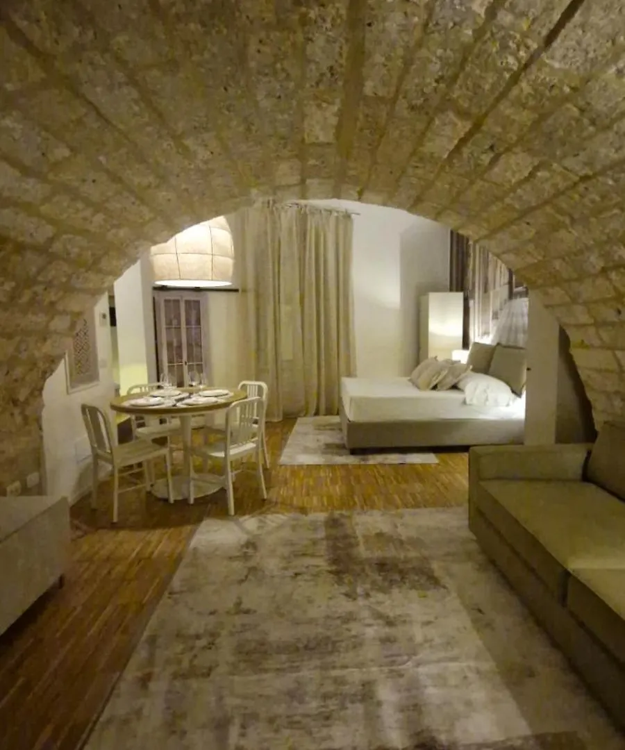 Apartment La Caverna Bari